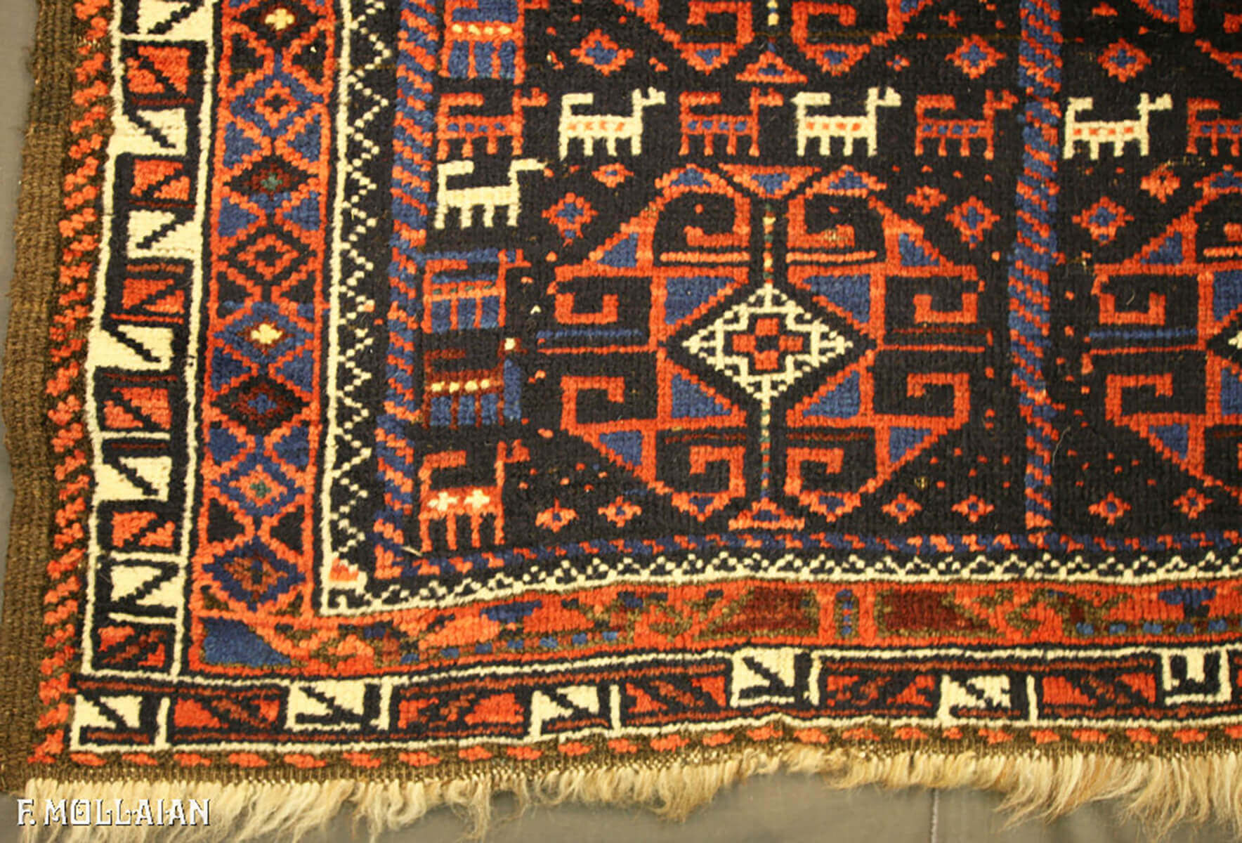 Baluch Antique Persian Rug n°:38060128